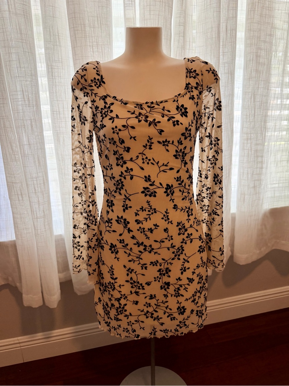 Cream Black Floral Mesh Long Sleeve Bodycon Mini Dress